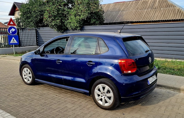 VOLKSWAGEN Polo 2012 — imagine 4