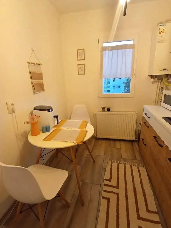 Apartament 2 camere, Podu Roș, Bd.Țuțora — fotografia 2