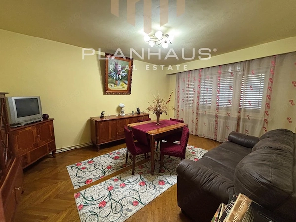 Apartament 4 camere, decomandat - str. Moldovei, zona Maramuresul — fotografia 1