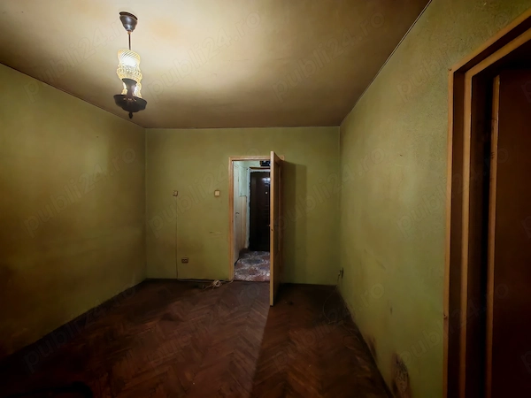 B-dul Regele Mihai, in spate la Mag. Maramures, 2 camere dec.,parter,fara investitii — fotografia 1