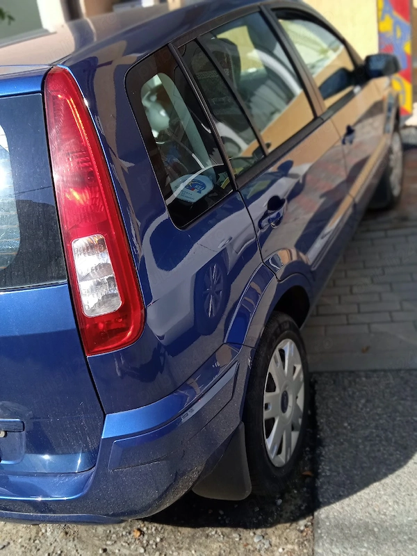 FORD Fusion 2010 — imagine 2