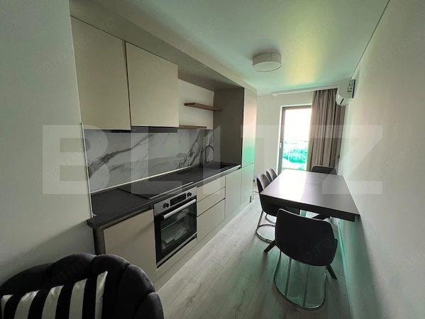 Apartament 2 camere, lux, parcare, zona UMF — fotografia 3