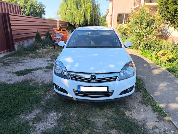 OPEL Astra 2012 — imagine 3