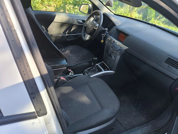 OPEL Astra 2012 — imagine 8
