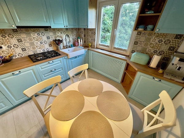 GARAJ sub Bloc.Boxa in CF.Renovat Complet.Mobilat si utilat Complet! — fotografia 1