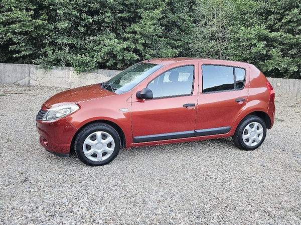 DACIA Sandero 2009 — imagine 2
