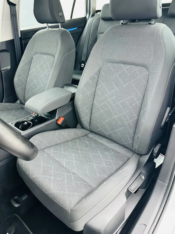 VOLKSWAGEN Golf 2021 — imagine 14
