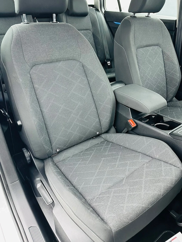 VOLKSWAGEN Golf 2021 — imagine 19