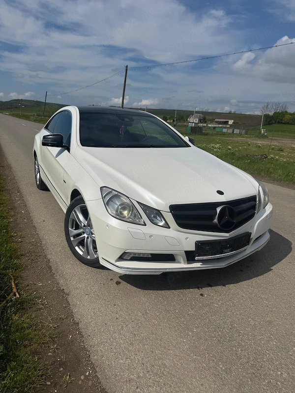 MERCEDES-BENZ E-Class 2011 — imagine 8