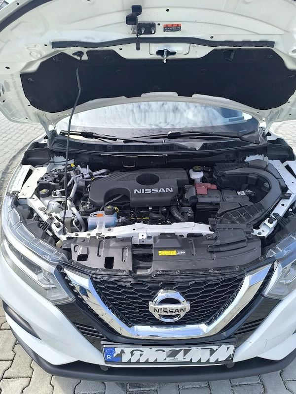 NISSAN Qashqai 2020 — imagine 3