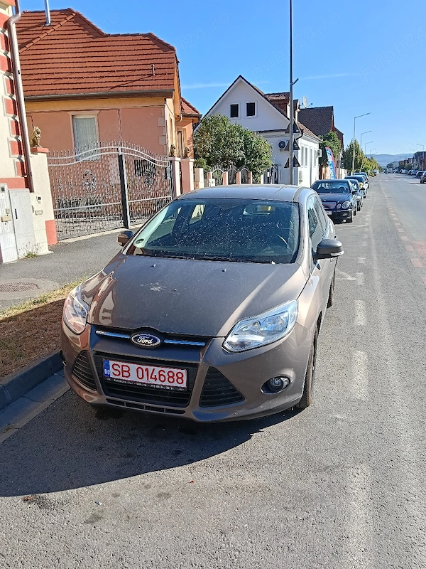 FORD Focus 2014 — imagine 5