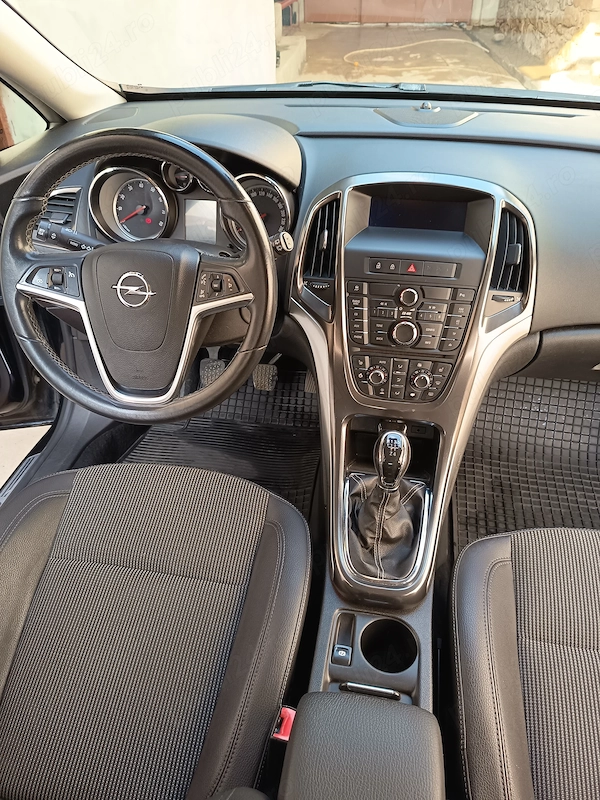 OPEL Astra 2010 — imagine 7