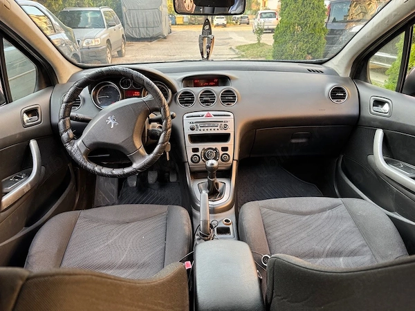 PEUGEOT 308 2009 — imagine 4