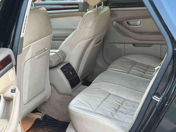 AUDI A8 2007 — imagine 3