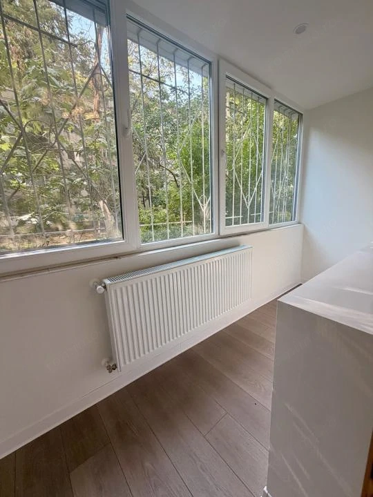 Apartament 2 camere renovat modern - zona Gheorghe Lazar — fotografia 3
