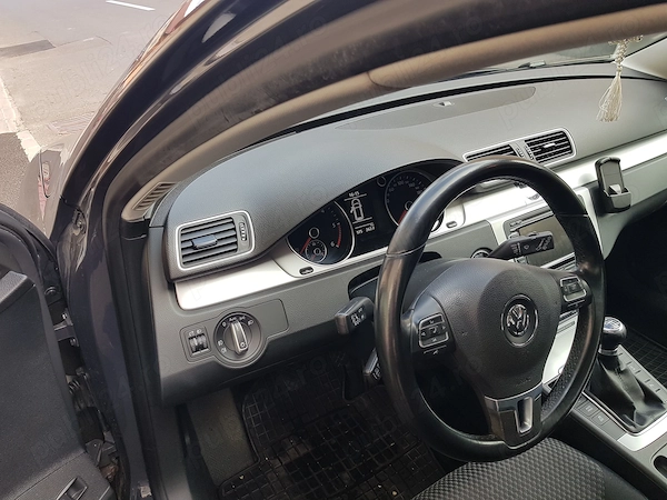 VOLKSWAGEN Passat 2012 — imagine 5
