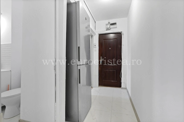 Apartament 3 camere de vânzare în Mangalia, Str. Sirenei — fotografia 2