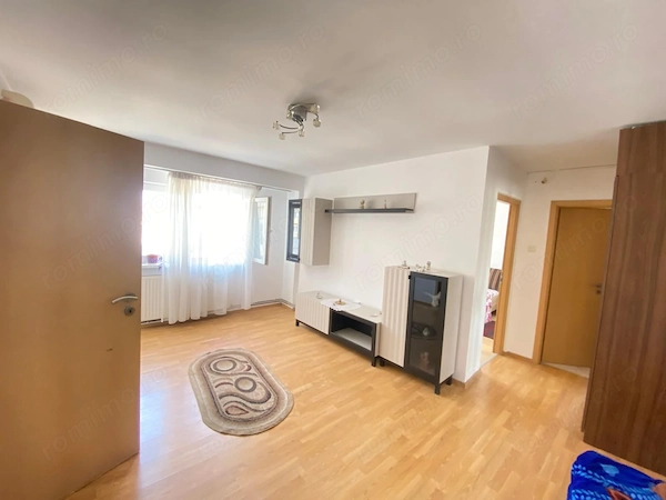 Apartament cu 2 camere de închiriat — fotografia 1
