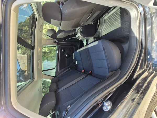 VOLKSWAGEN Golf 2012 — imagine 9