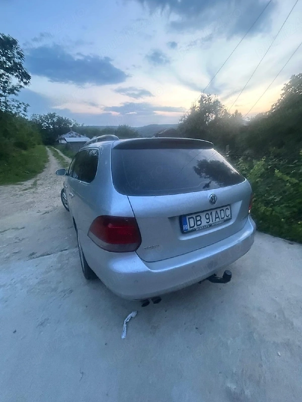 VOLKSWAGEN Golf 2011 — imagine 4