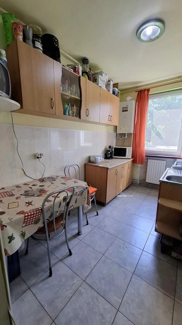 Apartament cu 3 camere — fotografia 3