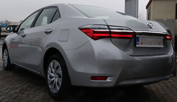 TOYOTA Corolla 2018 — imagine 2