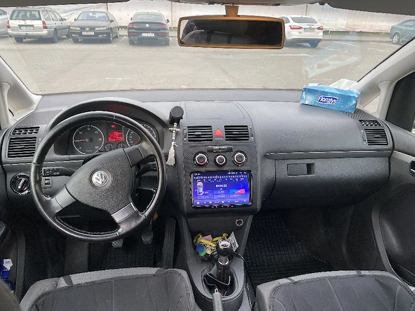 VOLKSWAGEN Touran 2004 — imagine 5