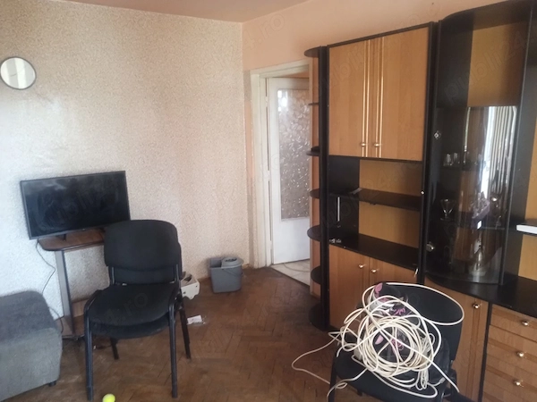 Proprietar, închiriez apartament 4 camere, zona Ana Ipătescu Dâmbovița, Timișoara — fotografia 2
