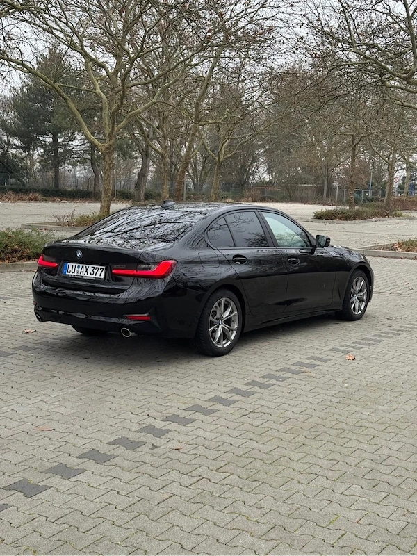 BMW 3 Series 2021 — imagine 5