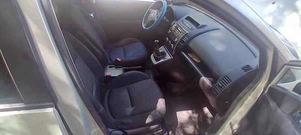 MAZDA 5 2009 — imagine 10