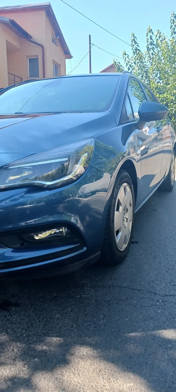 Opel ASTRA K SportTourer 2017 Euro 6 benzină 1.4 150 cp ÎNMATRICULATĂ proprietar pe carte si talon