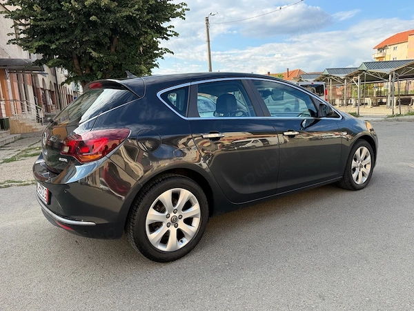 OPEL Astra 2013 — imagine 3