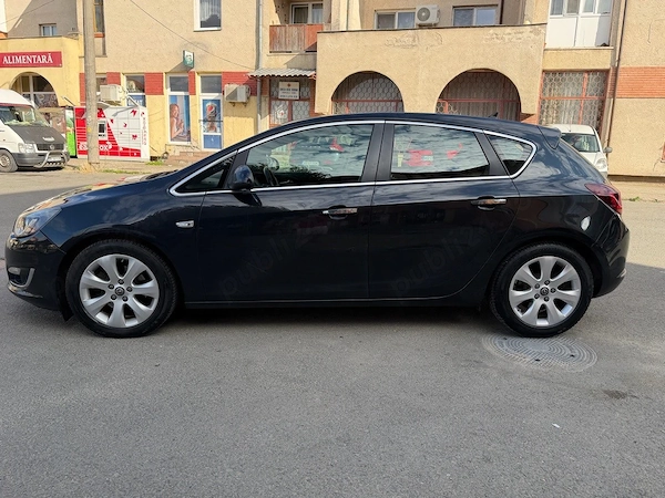 OPEL Astra 2013 — imagine 5