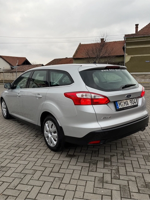 FORD Focus 2015 — imagine 8