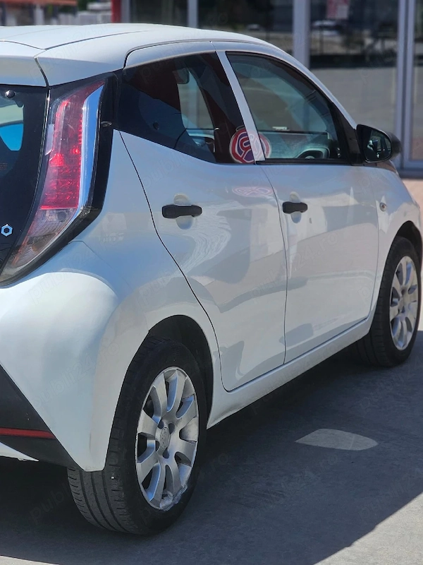 TOYOTA Aygo 2016 — imagine 9