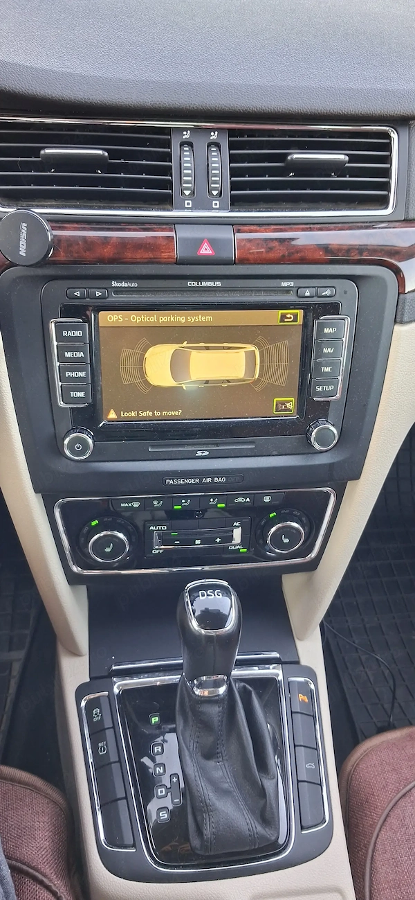 SKODA Superb 2013 — imagine 3