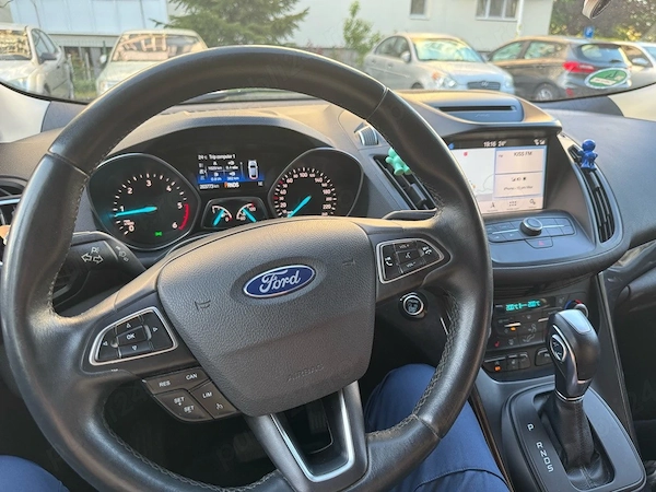 FORD Kuga 2019 — imagine 3