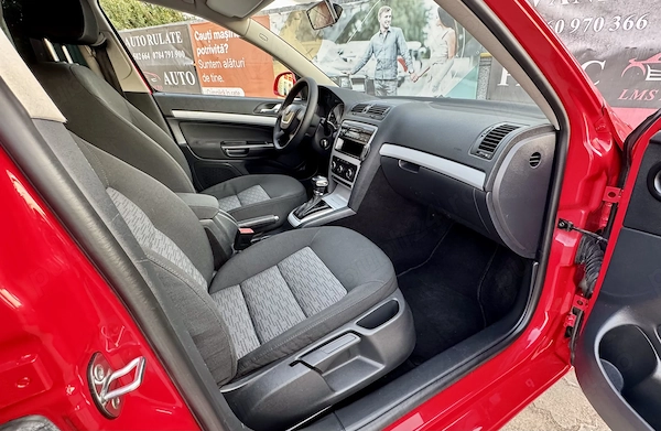 SKODA Octavia 2010 — imagine 6