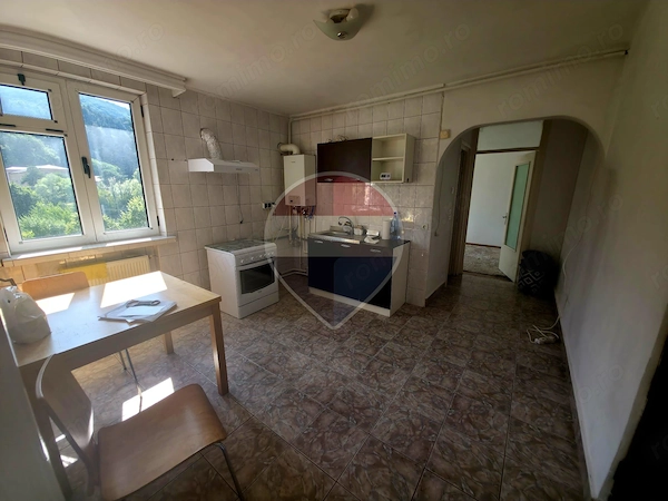 Apartament 2 camere de închiriat | Central Piatra-Neamț — fotografia 1