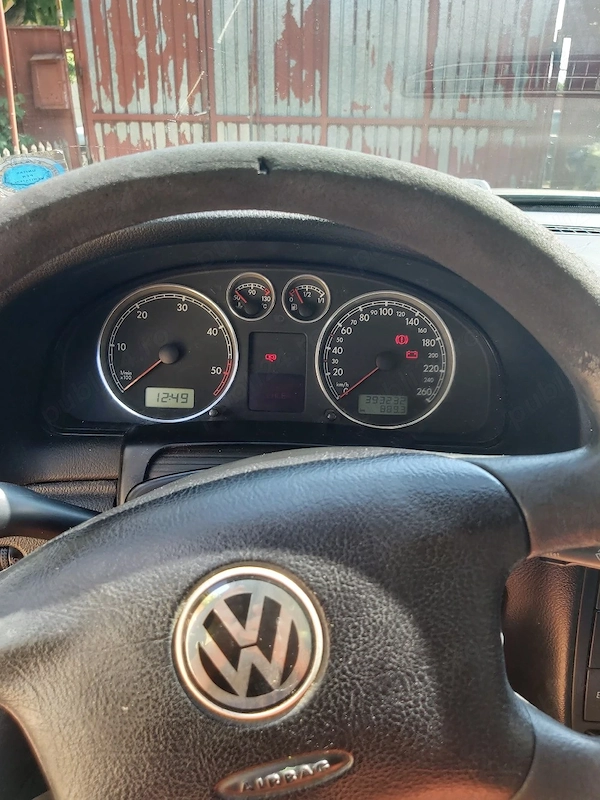 VOLKSWAGEN Passat 2002 — imagine 2