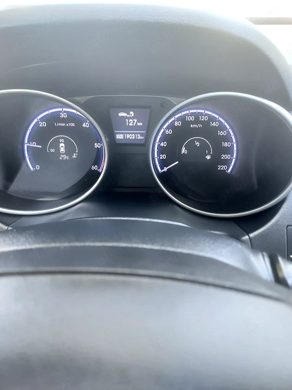 HYUNDAI ix55 2012 — imagine 9