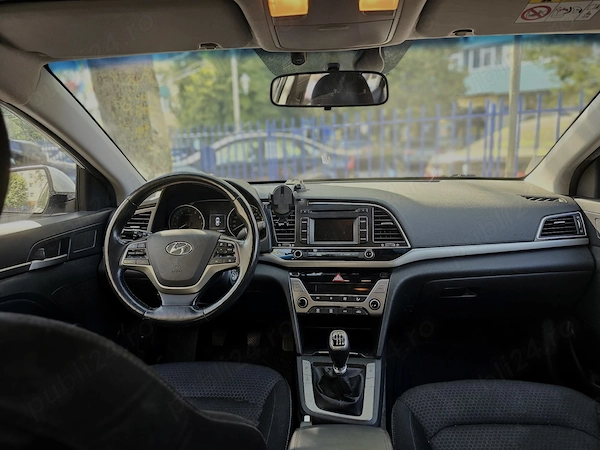 HYUNDAI Elantra 2016 — imagine 5