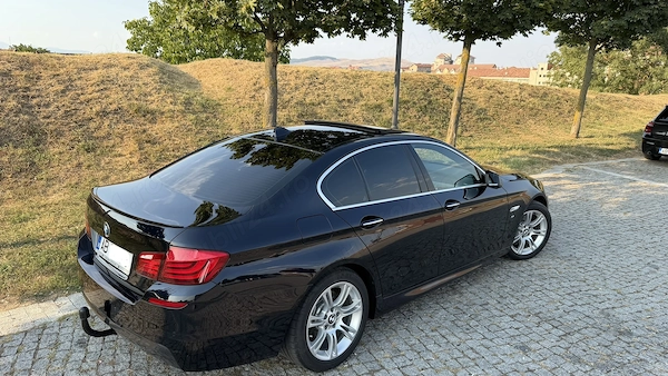 BMW 5 Series 2011 — imagine 4