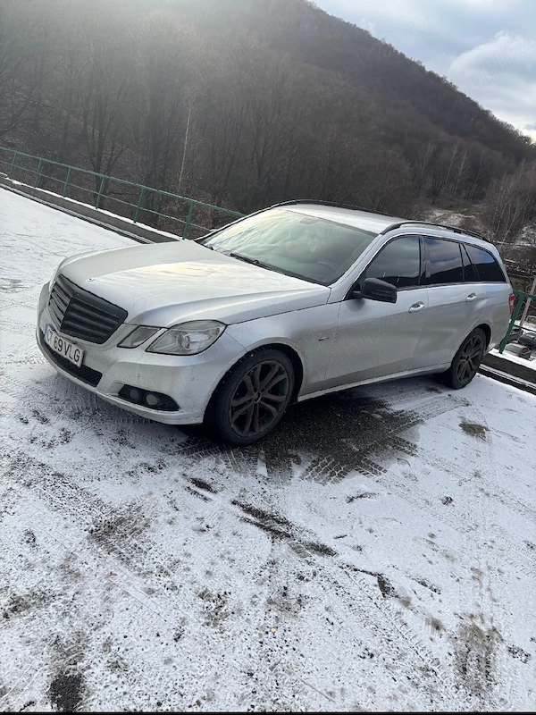 MERCEDES-BENZ E-Class 2012 — imagine 4