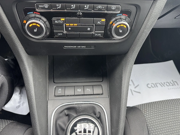 VOLKSWAGEN Golf 2010 — imagine 3