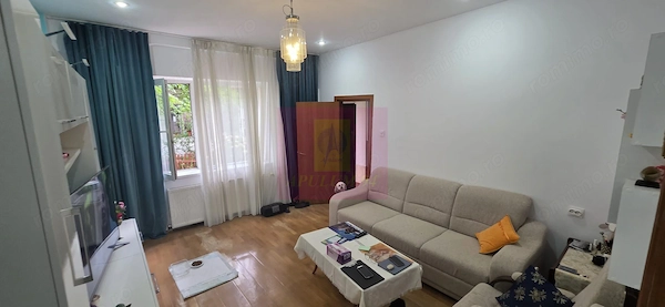 Apartament 2 camere de vanzare in Sinaia — fotografia 1