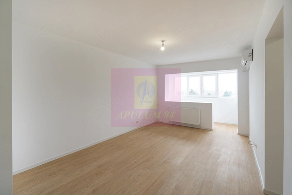 Apartament 2 camere renovat Campia Libertatii — fotografia 1