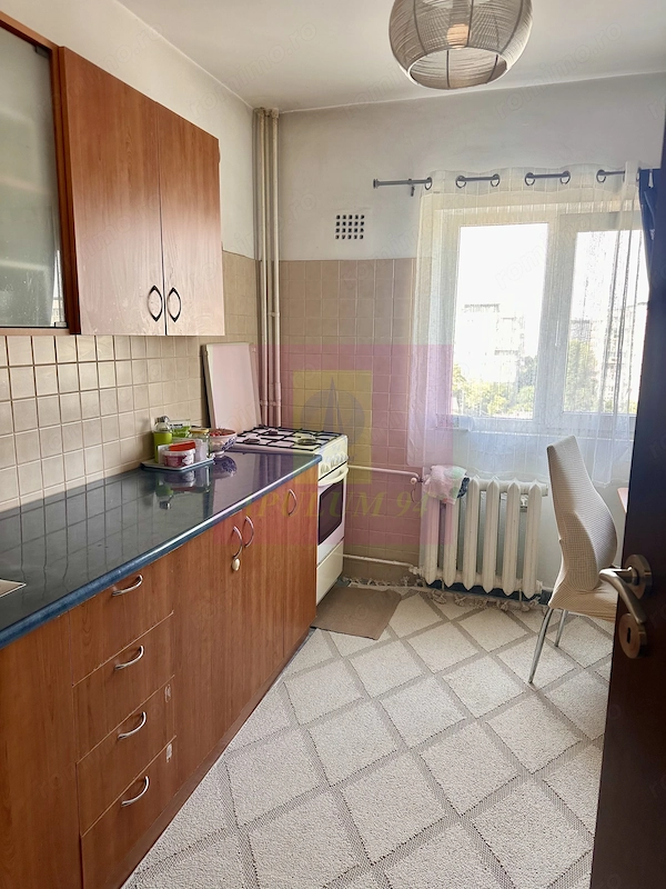 2 camere de vanzare Sebastian - Novaci — fotografia 3