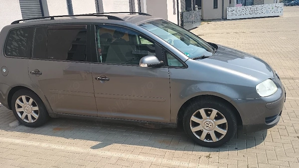 VOLKSWAGEN Touran 2005 — imagine 6