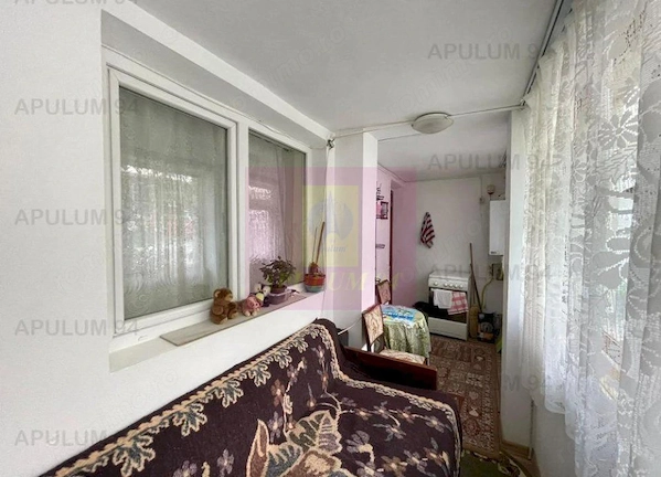 Apartament cu 2 camere de vânzare în Sinaia — fotografia 2